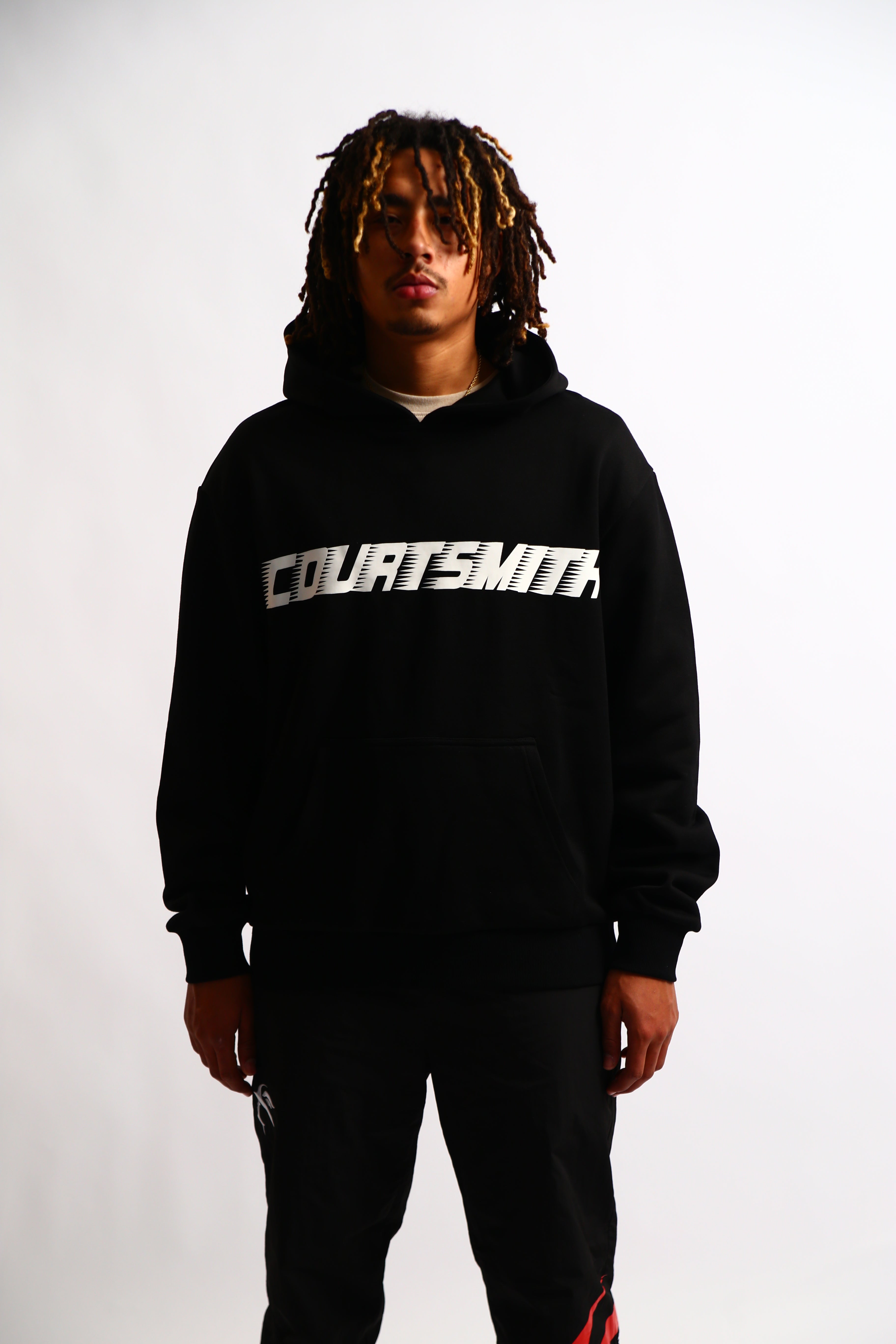 MOMENTUM HOODIE