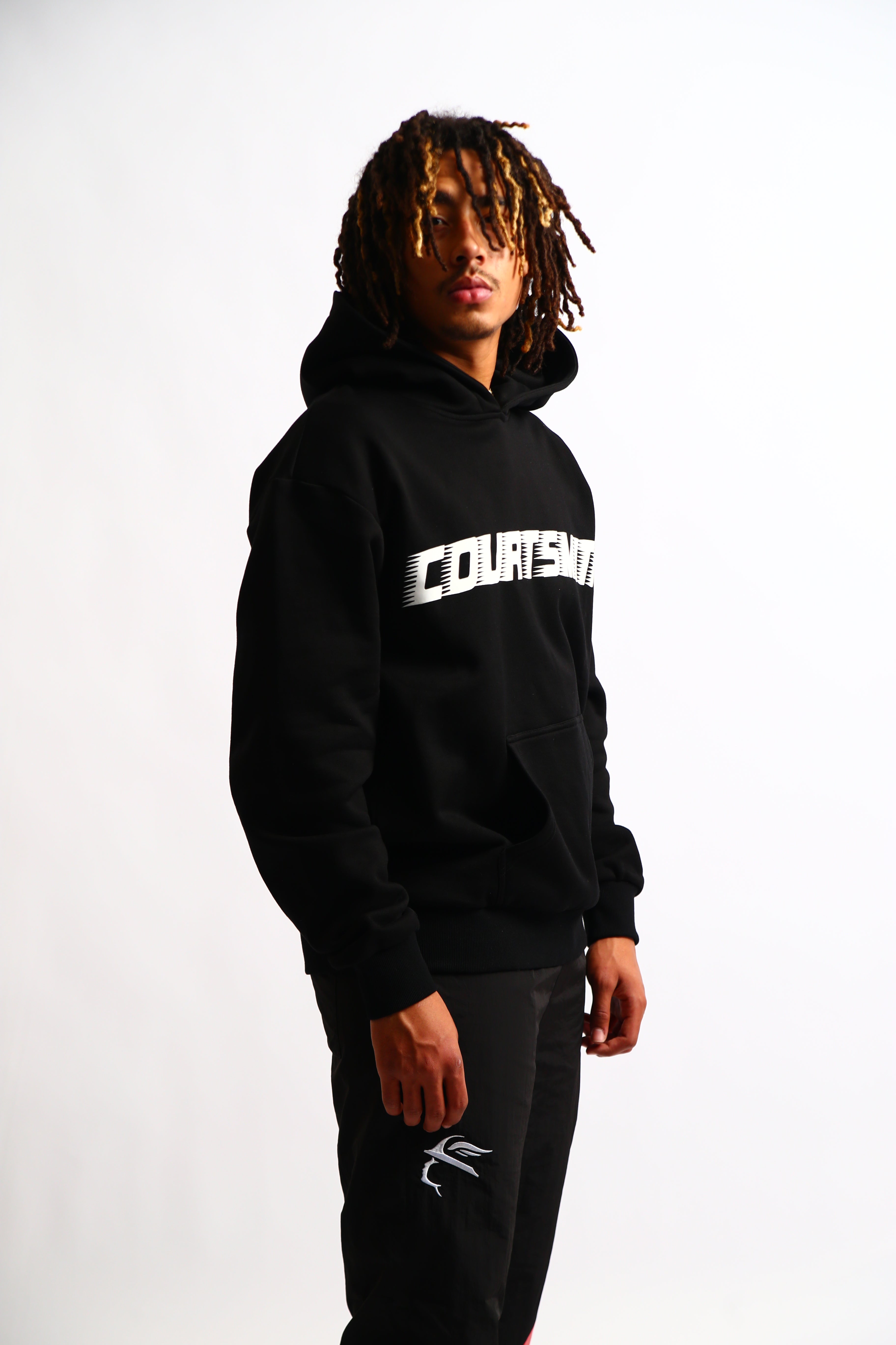 MOMENTUM HOODIE